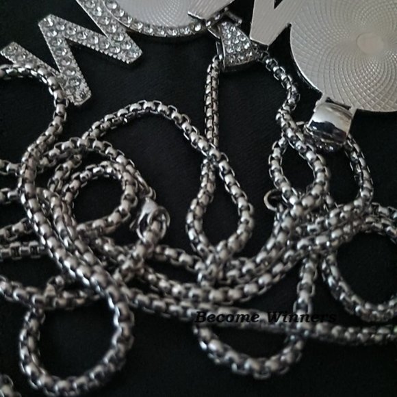 New Cute I Love U Mom' Rhinestone Ice 24" Silver Necklace - Picture 3 of 8